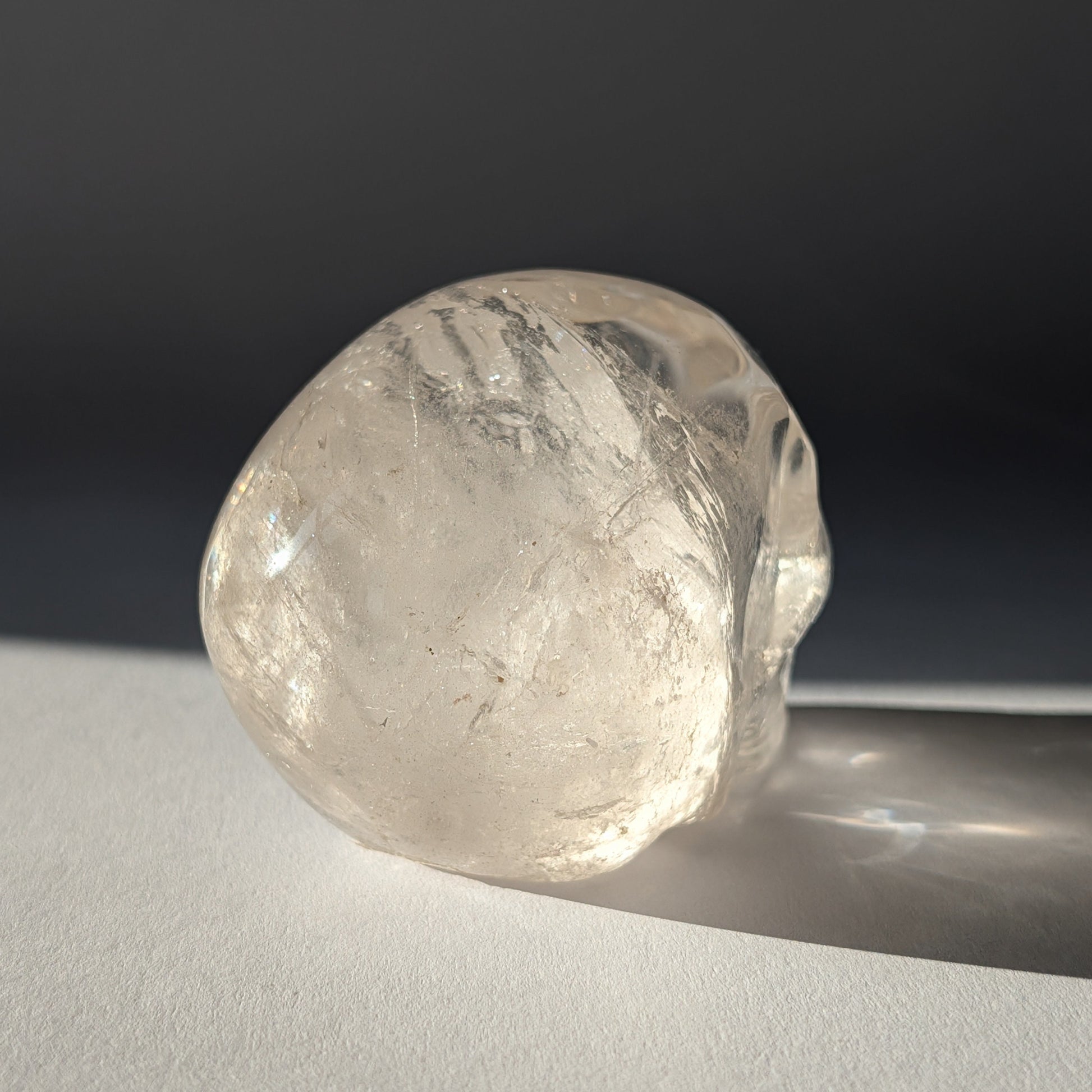 Transparenter Kristallschädel Vela Bergkristall 313g