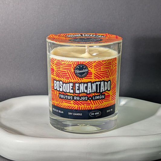 Trinidad Duftkerze Glas Bosque Encantado Verzauberter Wald Zitrone Beeren Sojawachs Spanien Temple of Desire