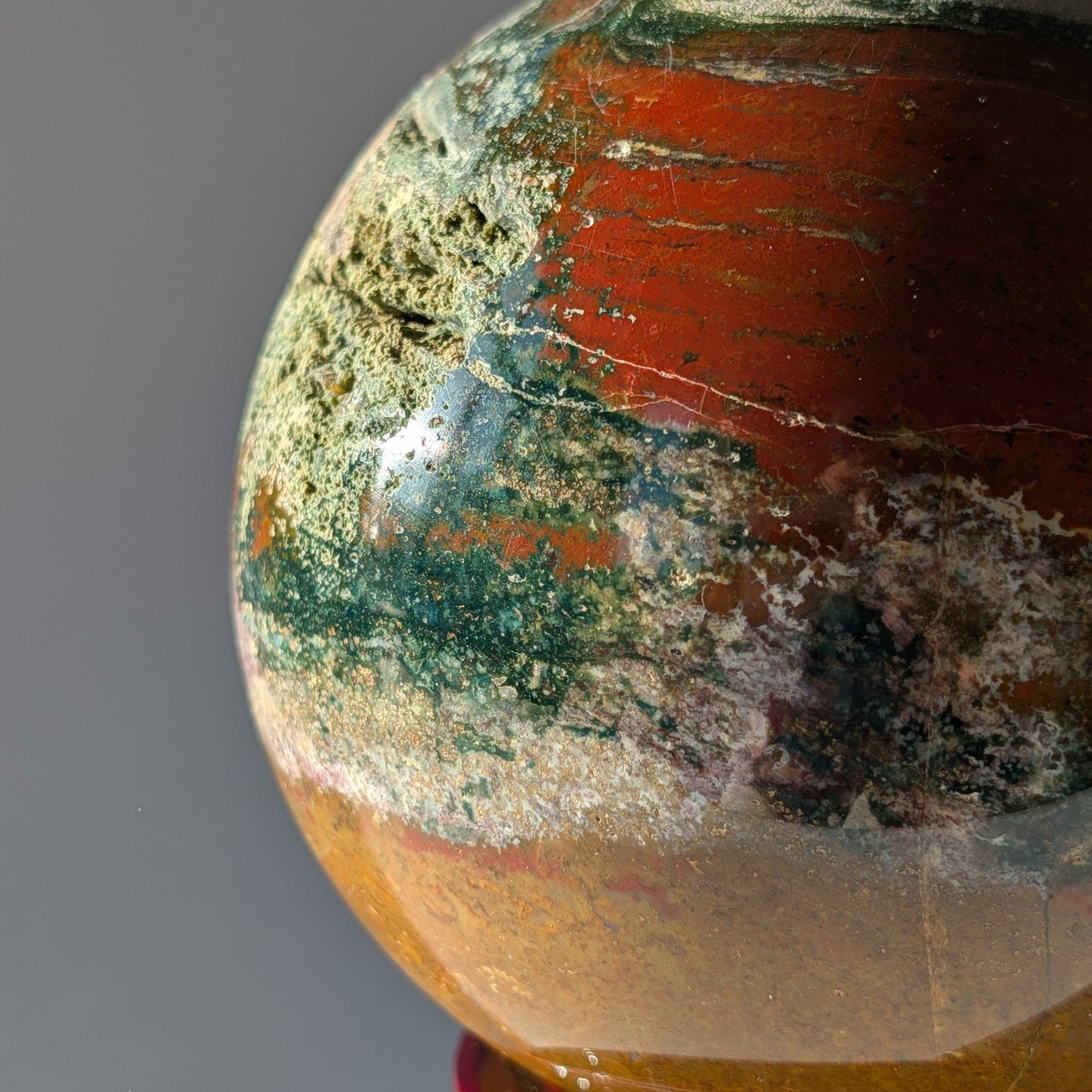 XL Ozean Jaspis Kugel 2,4kg Heilstein Sphäre Madagaskar Temple of Desire