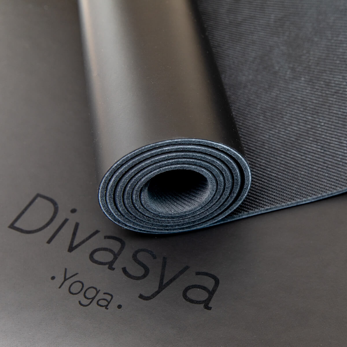 Yogamatte rutschfest „Professional Grip“ | Naturkautschuk & japanisches Eco-PU