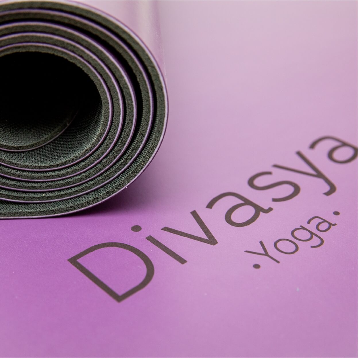 Yogamatte rutschfest in Lila Purple Pure im Detail
