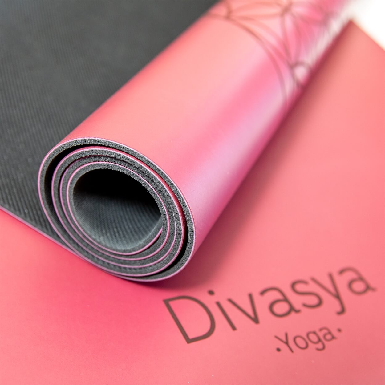 Yogamatte rutschfest „Professional Grip“ | Naturkautschuk & japanisches Eco-PU