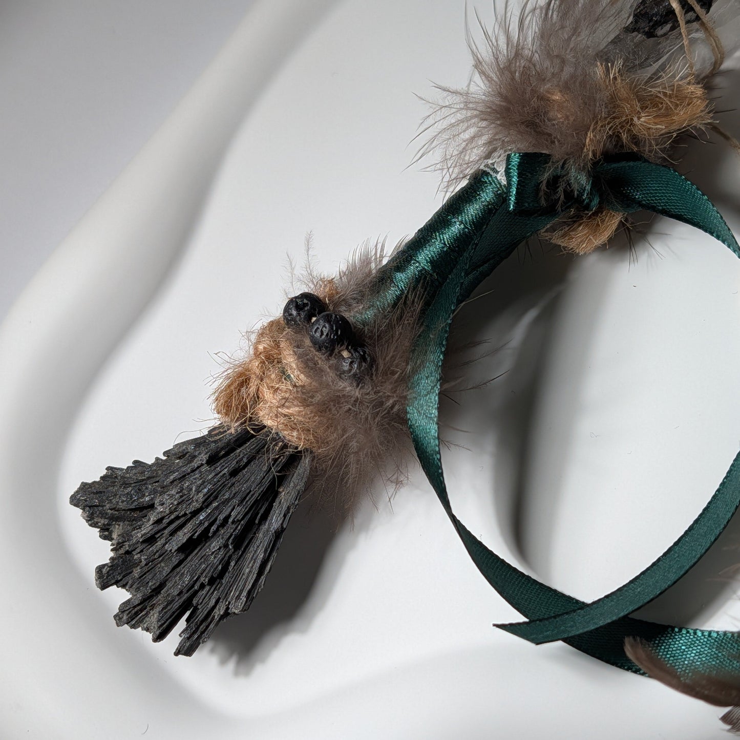 Zauberstab mit Bergkristall & Kyanit | Handgefertigt & Geweiht