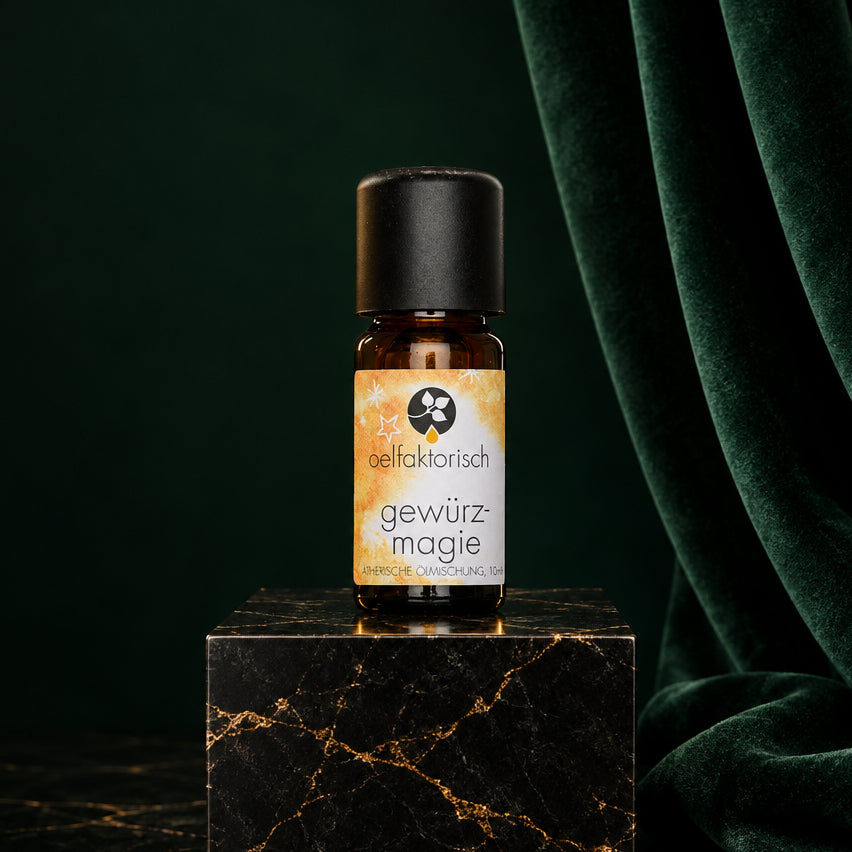 Ätherische Ölmischung „Gewürzmagie“ von oelfaktorisch, 10-ml-Fläschchen