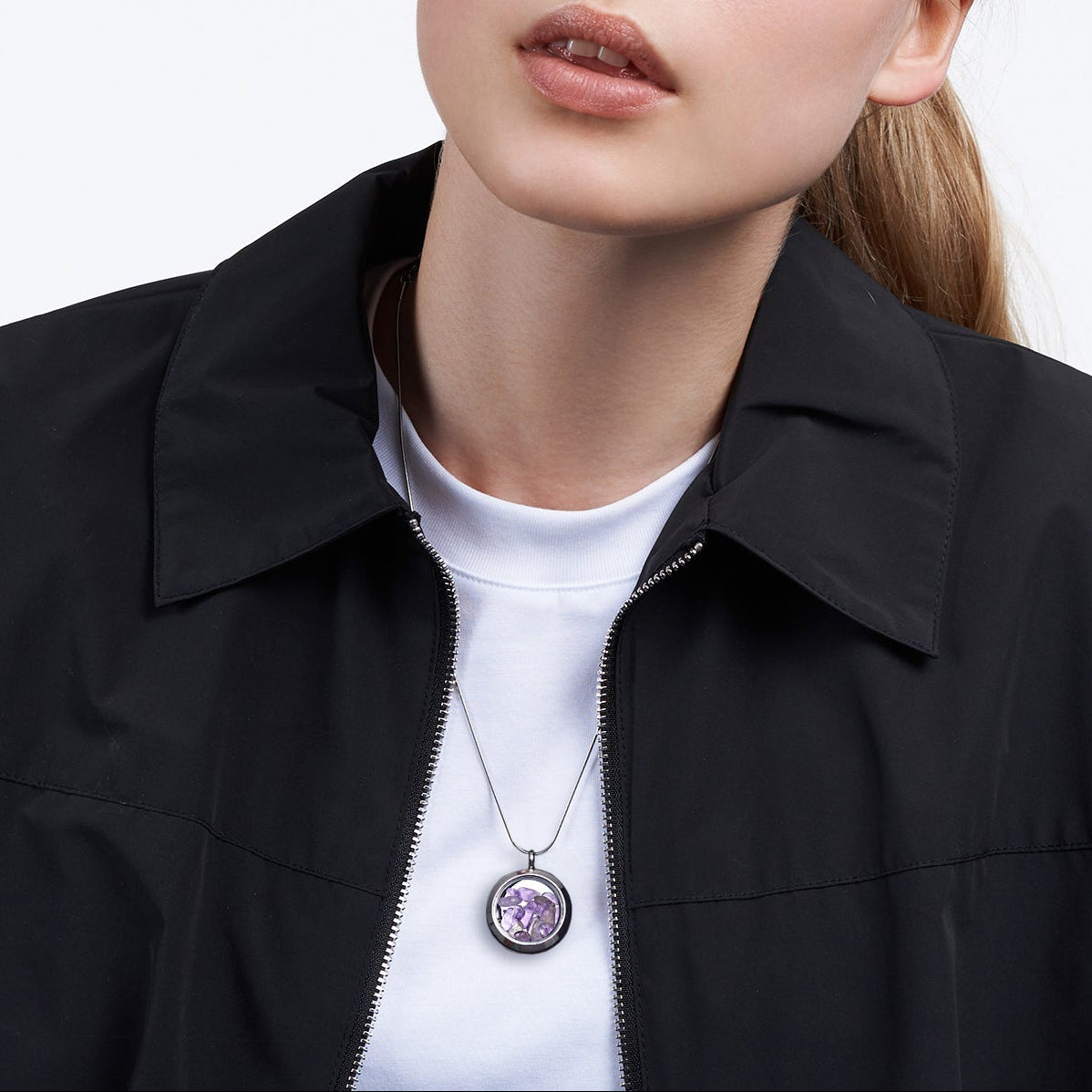 Amethyst-Halskette, Ansicht 2