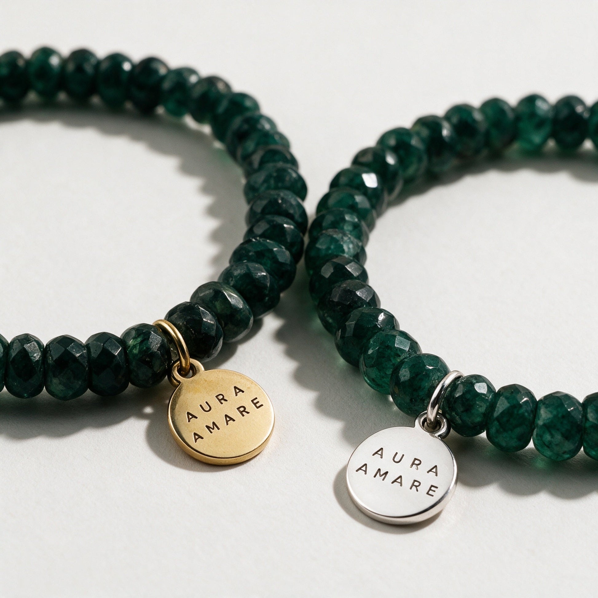 Detailansicht des Aventurin Armband mit originalgetreuen Edelsteinperlen und Schmuckelementen