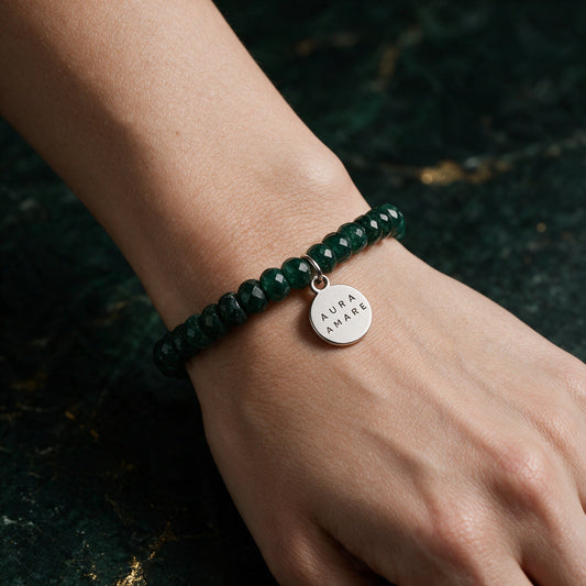Aventurin Armband in Silber am Handgelenk in einer eleganten Anwendungsszene