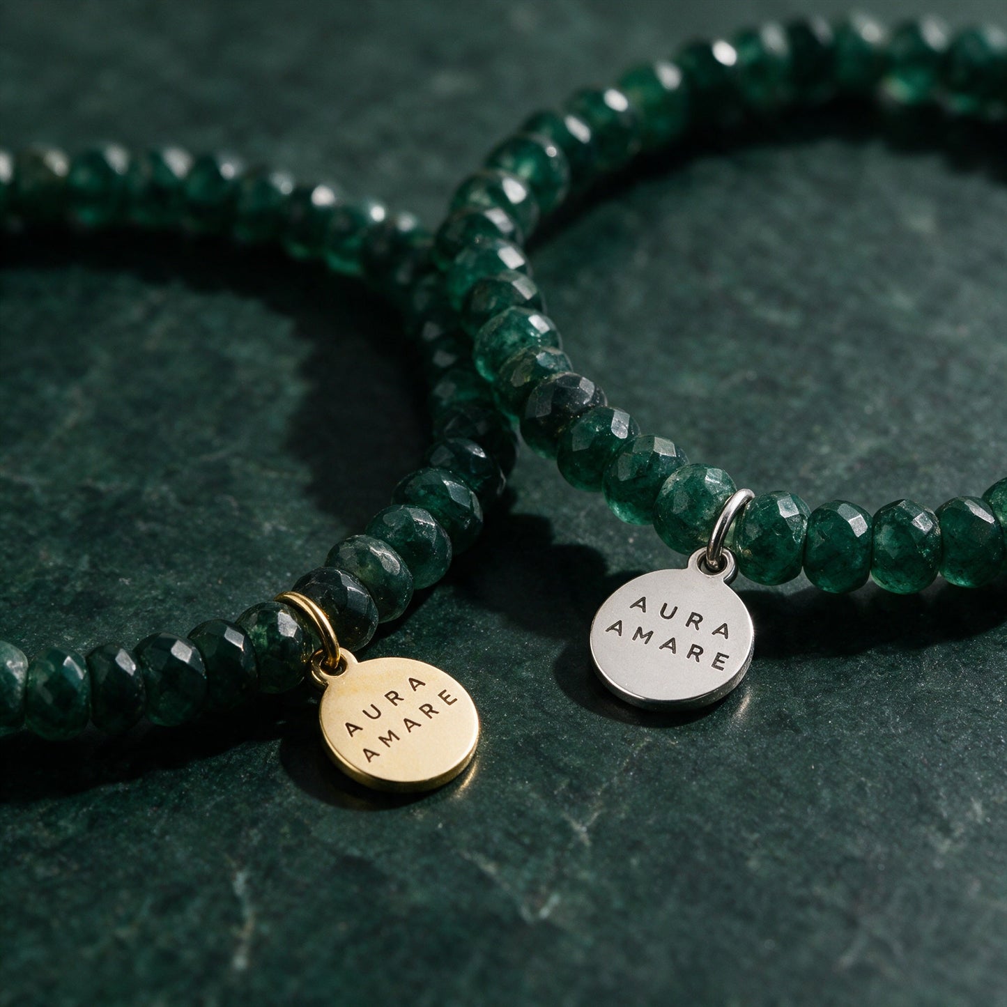 Detailansicht des Kinder Aventurin Armband mit originalgetreuen Edelsteinperlen und Schmuckelementen