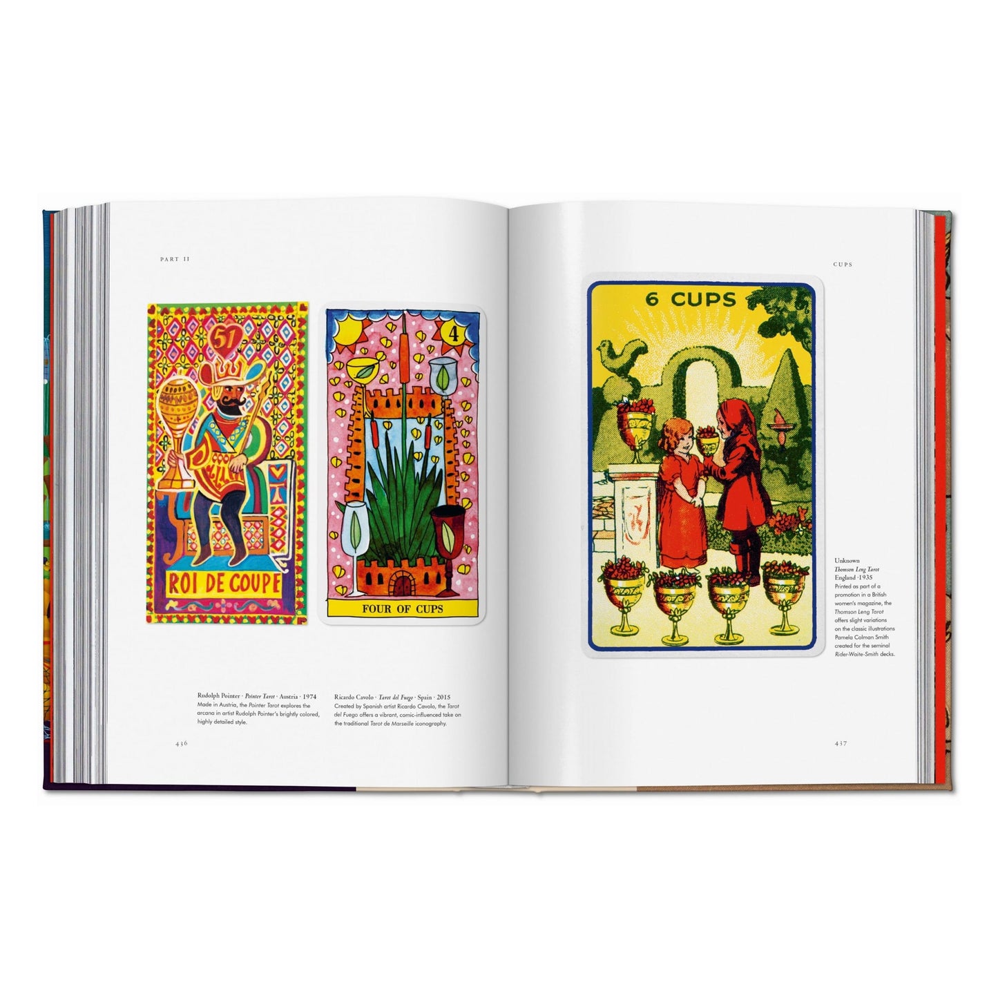 Großformatiger Bildband Tarot von TASCHEN in der Gesamtansicht