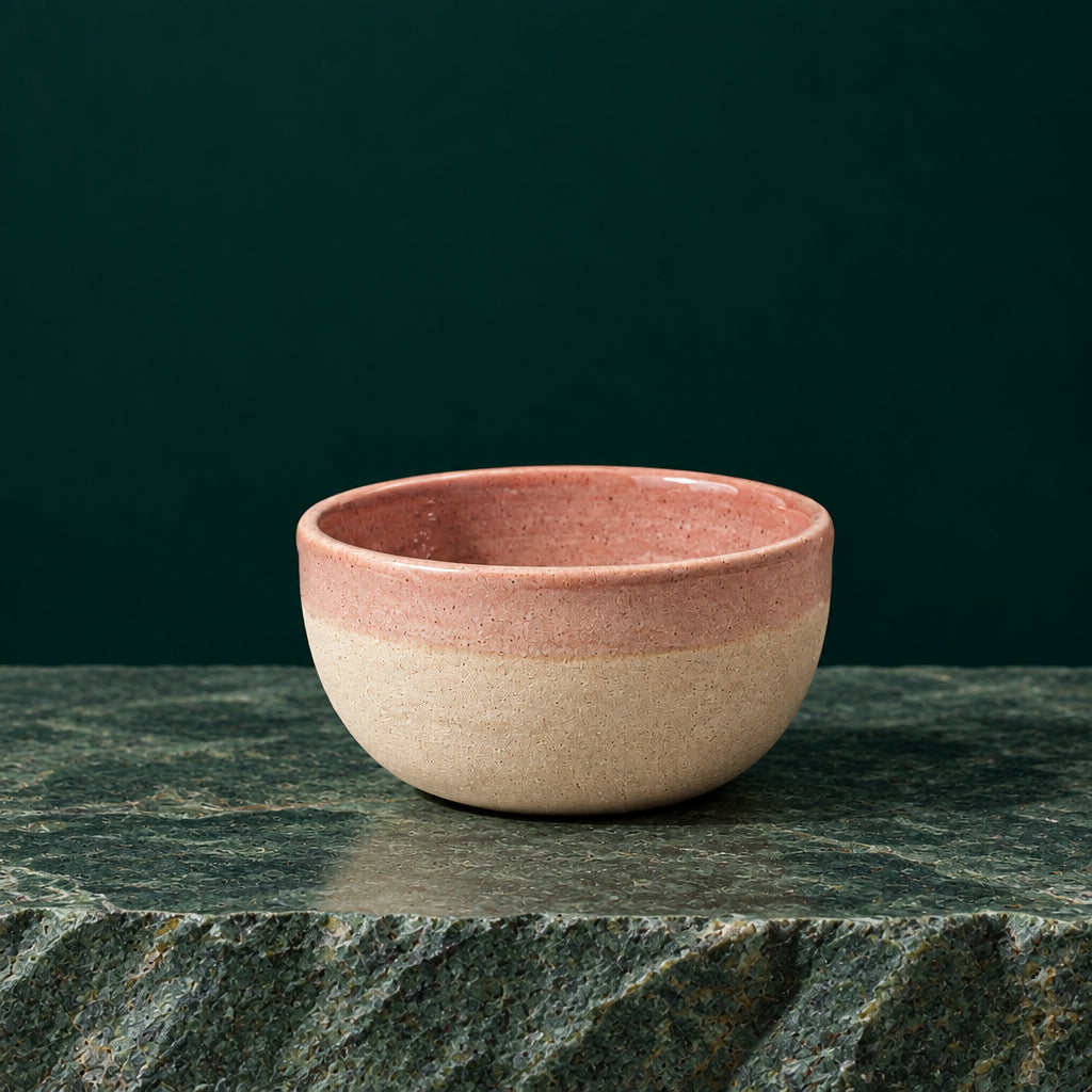 KUMO Flat White Tasse in Altrosa von Mura Mura Ceramics, Produktansicht