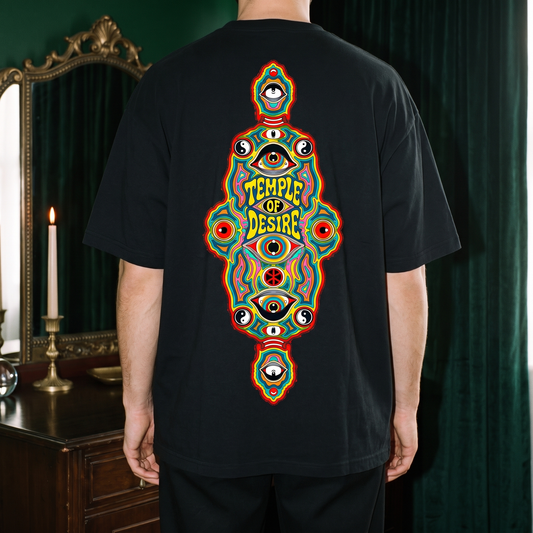 Amulett — Türkis: Rückenprint auf schwarzem Oversized-T-Shirt, Temple of Desire.