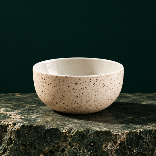 KUMO Cappuccino Tasse mit Spots von Mura Mura Ceramics, Produktansicht