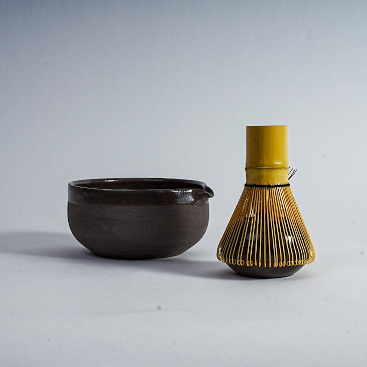 MATCHA Bundle Grau/Schwarz von Mura Mura Ceramics, Ansicht 8