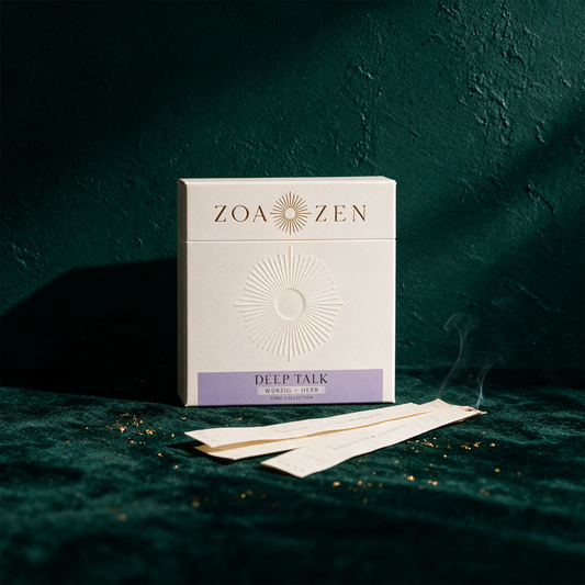 Deep Talk Zen Paper | Herbes Räucherpapier für Fokus & Klarheit – Produktansicht vor tiefem Smaragdgrün