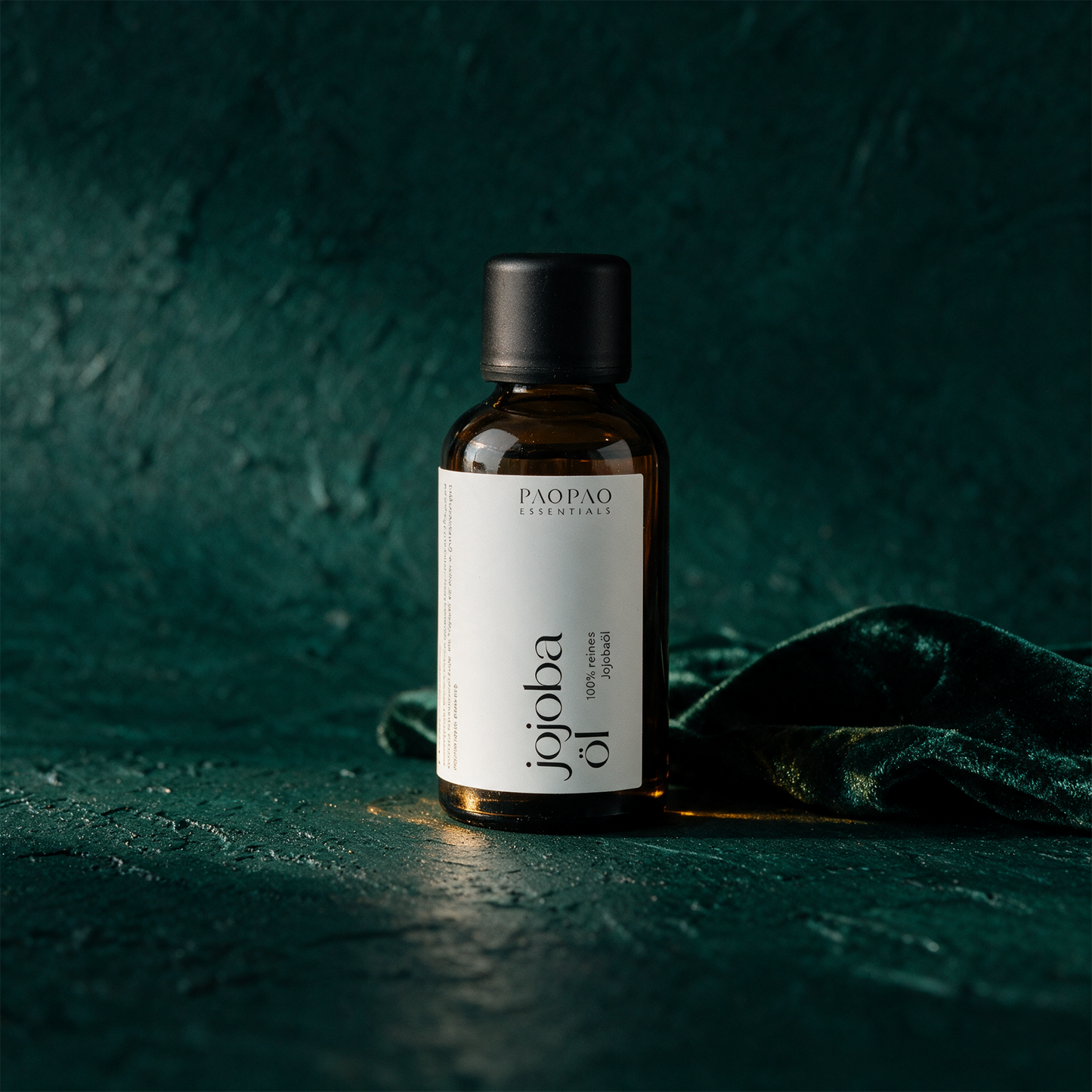 Reines Jojobaöl 50ml | Sanfte Haut- & Intimpflege – Produktansicht vor tiefem Smaragdgrün