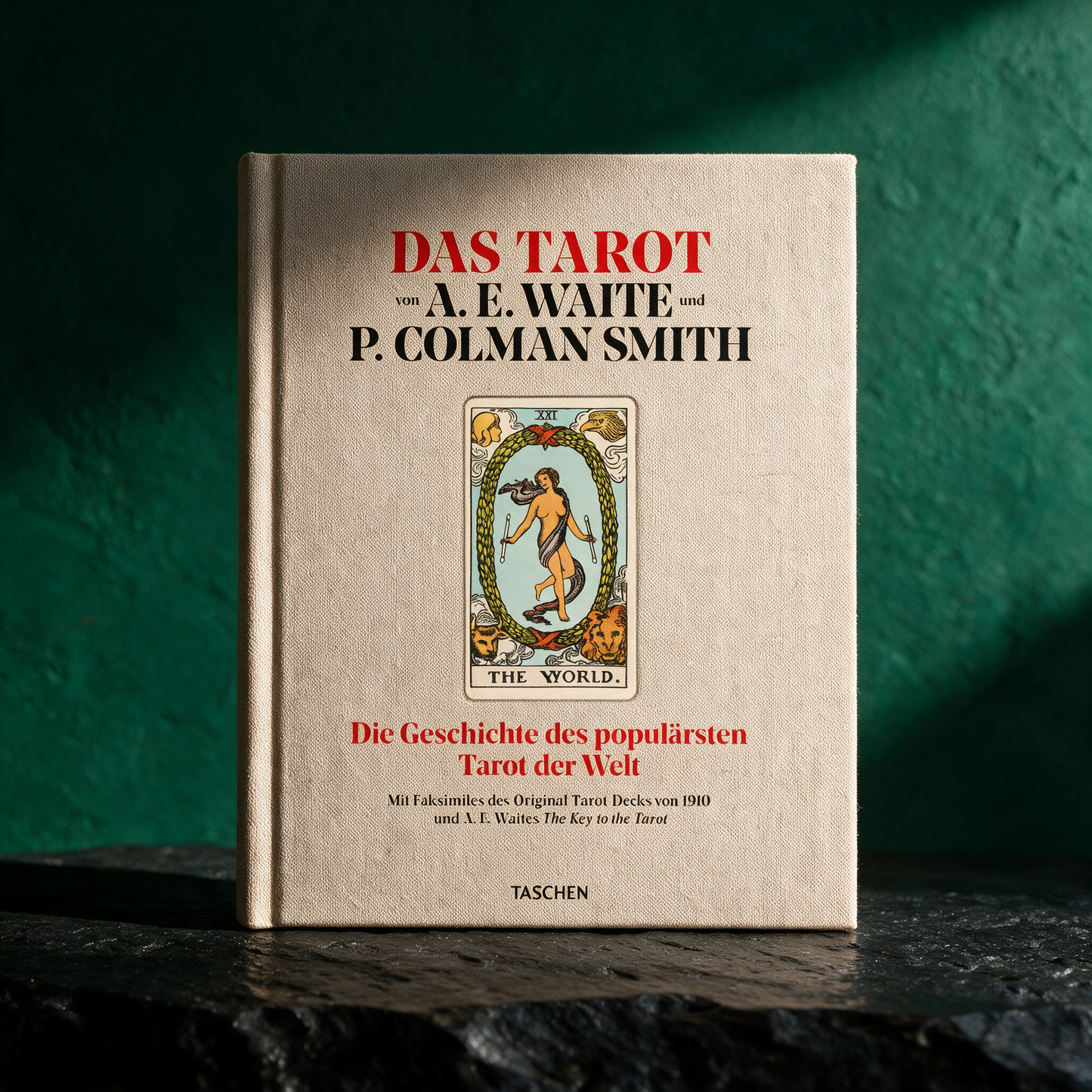 Das Tarot von A. E. Waite & P. Colman Smith | Set mit Faksimile-Deck – Material- und Detailansicht in der smaragdgrünen Temple-of-Desire-Bildwelt