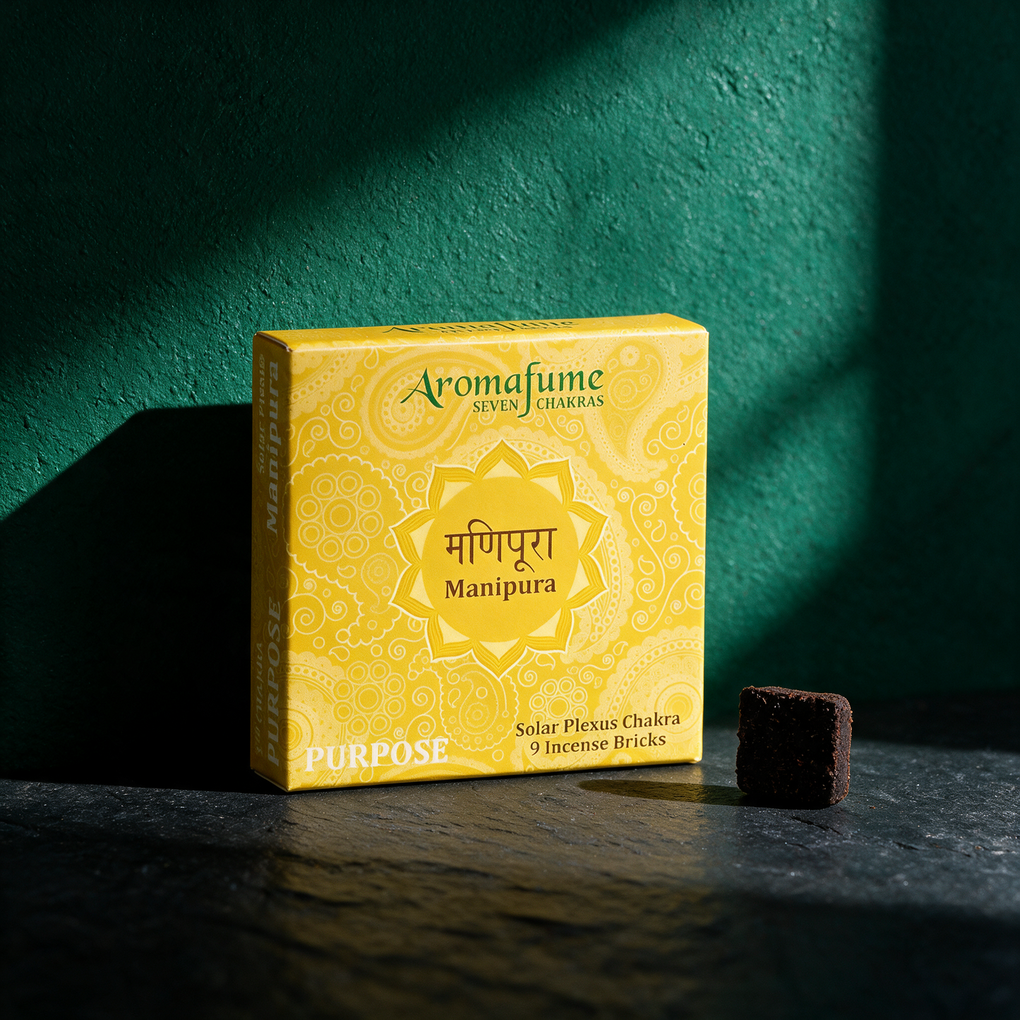 Aromafume Chakra-Weihrauchblöcke | 9 Blöcke für den Diffuser – reine Produktansicht in der smaragdgrünen Temple-of-Desire-Bildwelt
