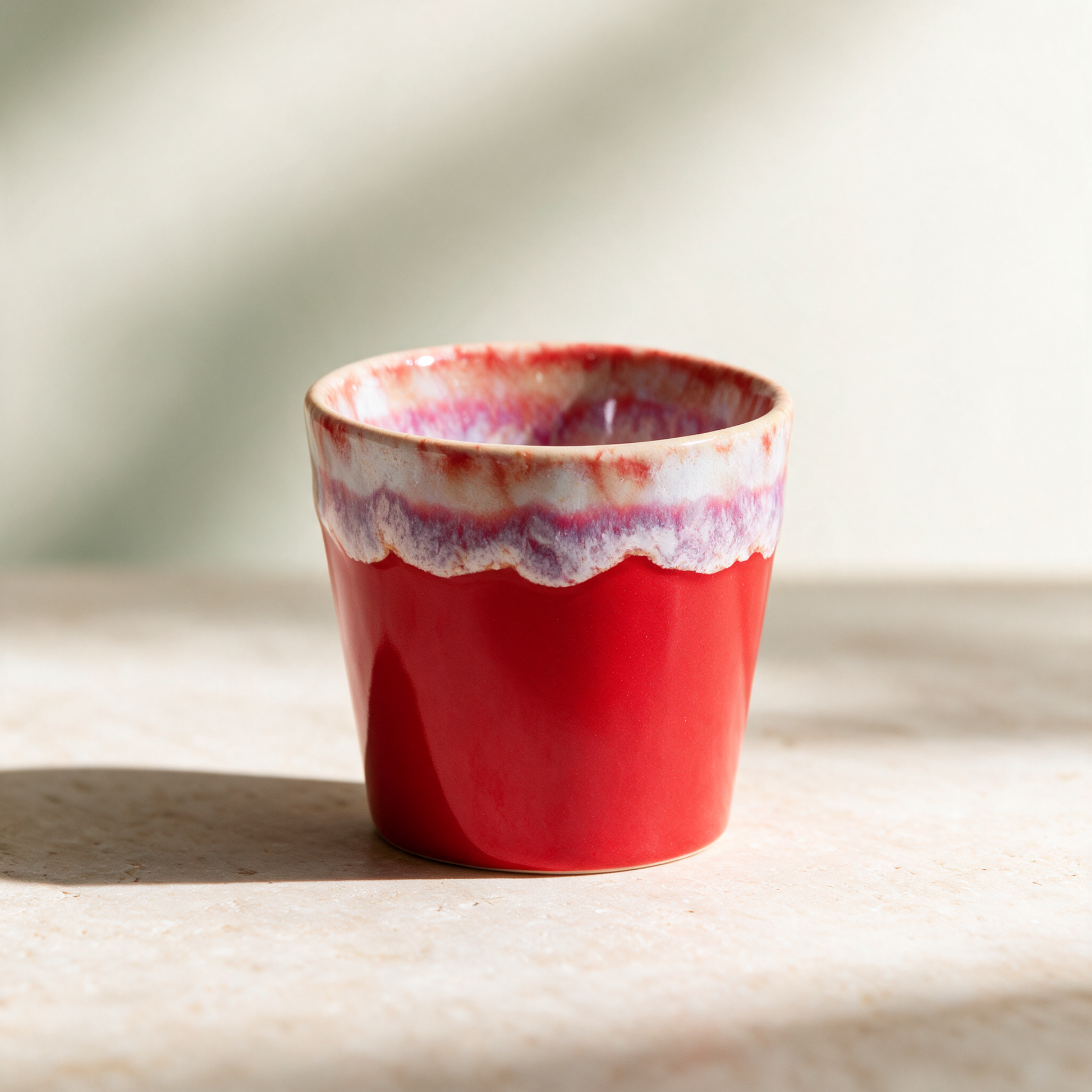 Costa Nova Café Lungo Cup 210 ml | Steinzeug-Tasse aus Portugal – variant rot, Variante Rot in der Temple-of-Desire-Bildwelt