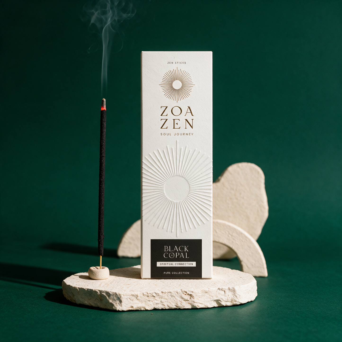 Black Copal Zen Sticks | Palo Santo & Copal Negro Räucherstäbchen – stimmungsvolle Kontextansicht in der Temple-of-Desire-Bildwelt